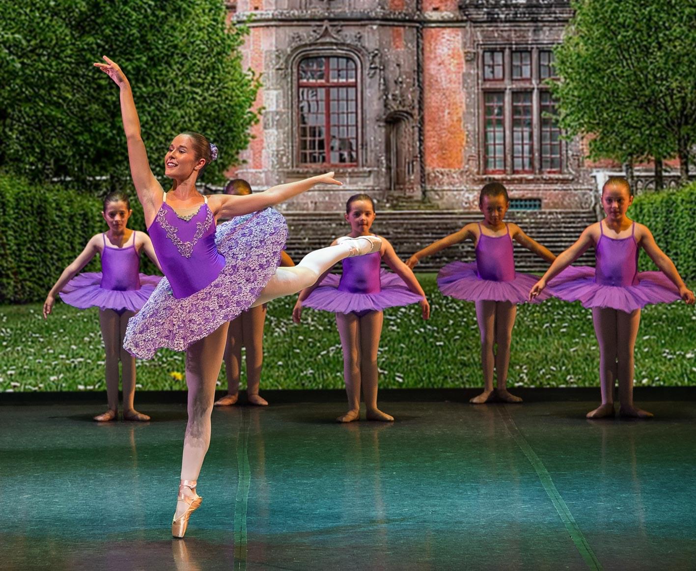 Escuela Ballet Anne Markoartu. LaReina