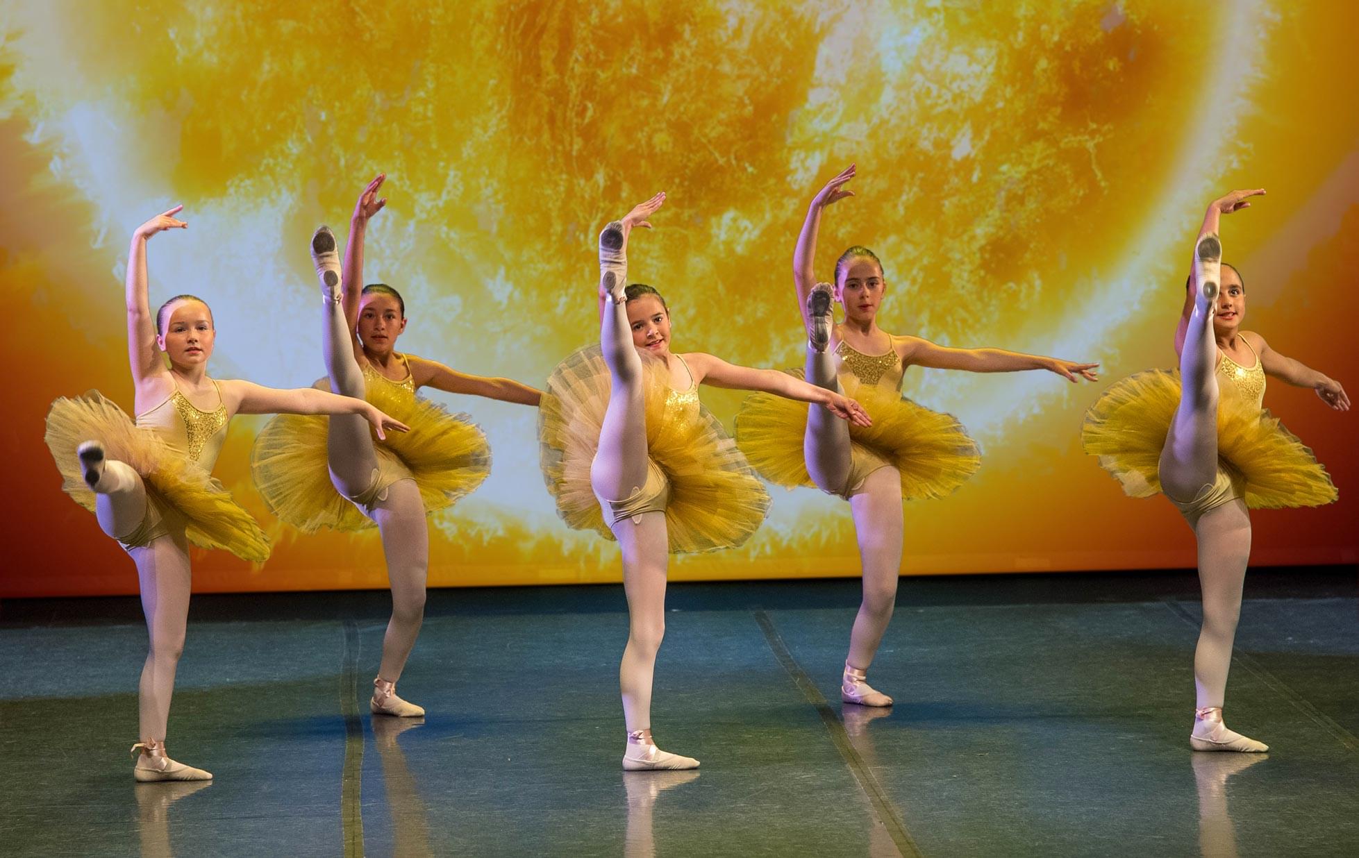 Escuela Ballet Anne Markoartu. Sueño Dorado