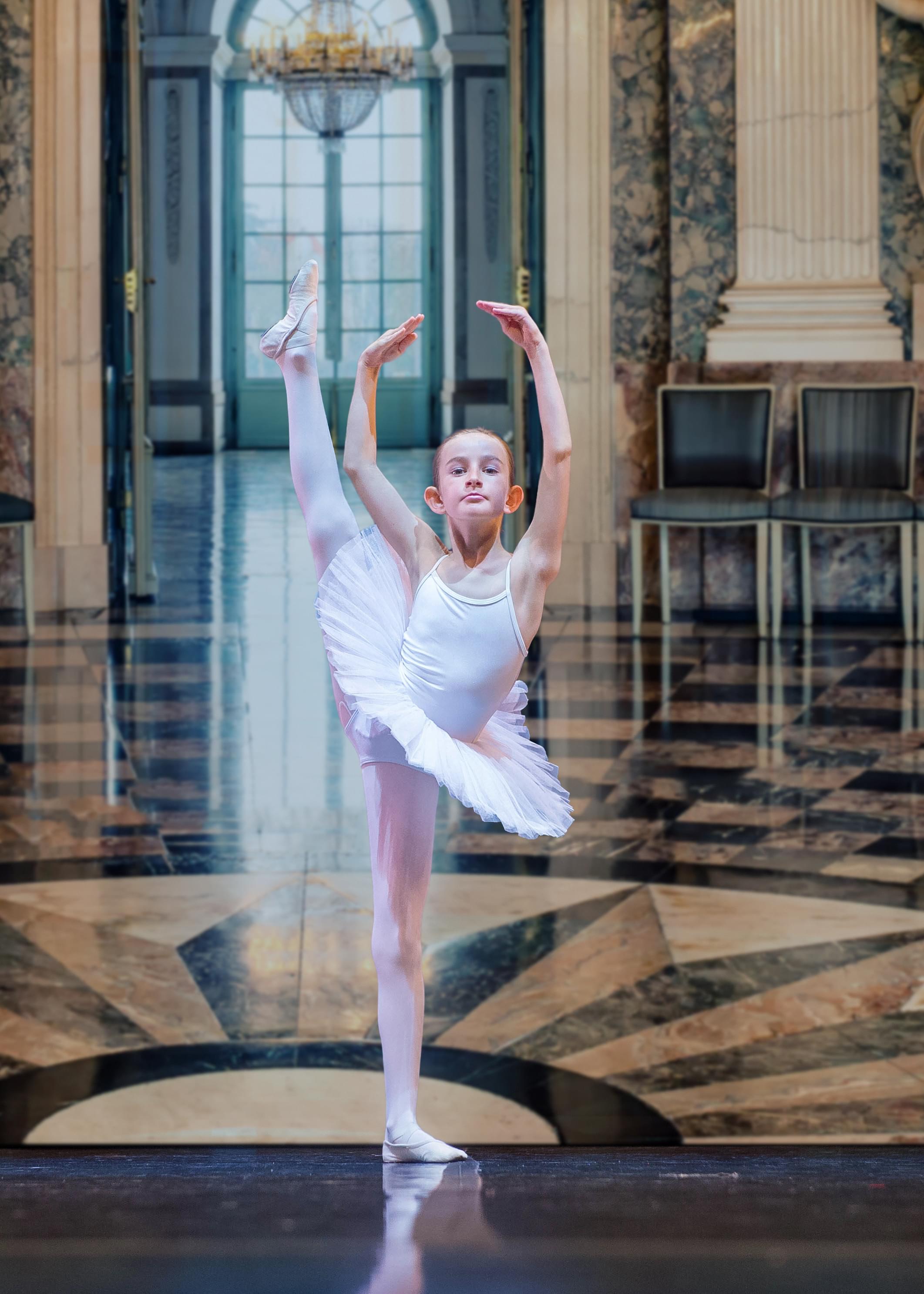 Escuela Ballet Anne Markoartu. Suite Masquerade
